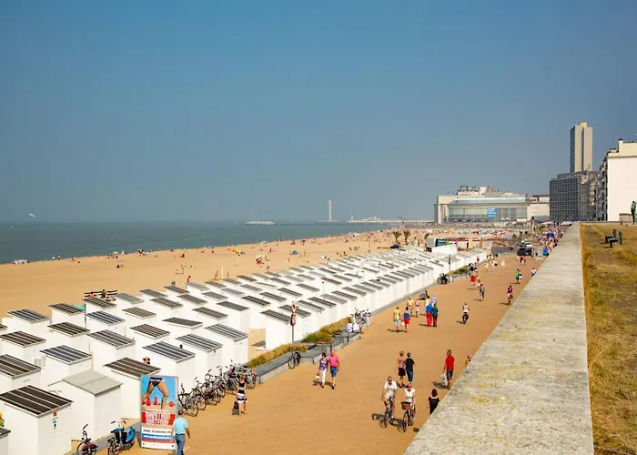 In Raversijde With Stunning Sea Views *