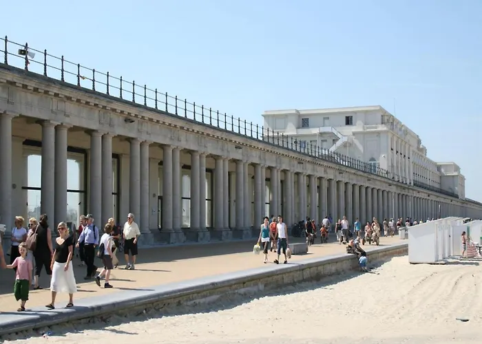 In Raversijde With Stunning Sea Views *