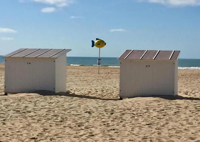 In Raversijde With Stunning Sea Views