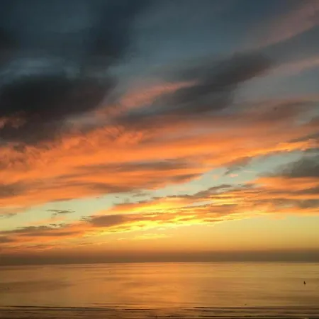 In Raversijde With Stunning Sea Views Ostenda